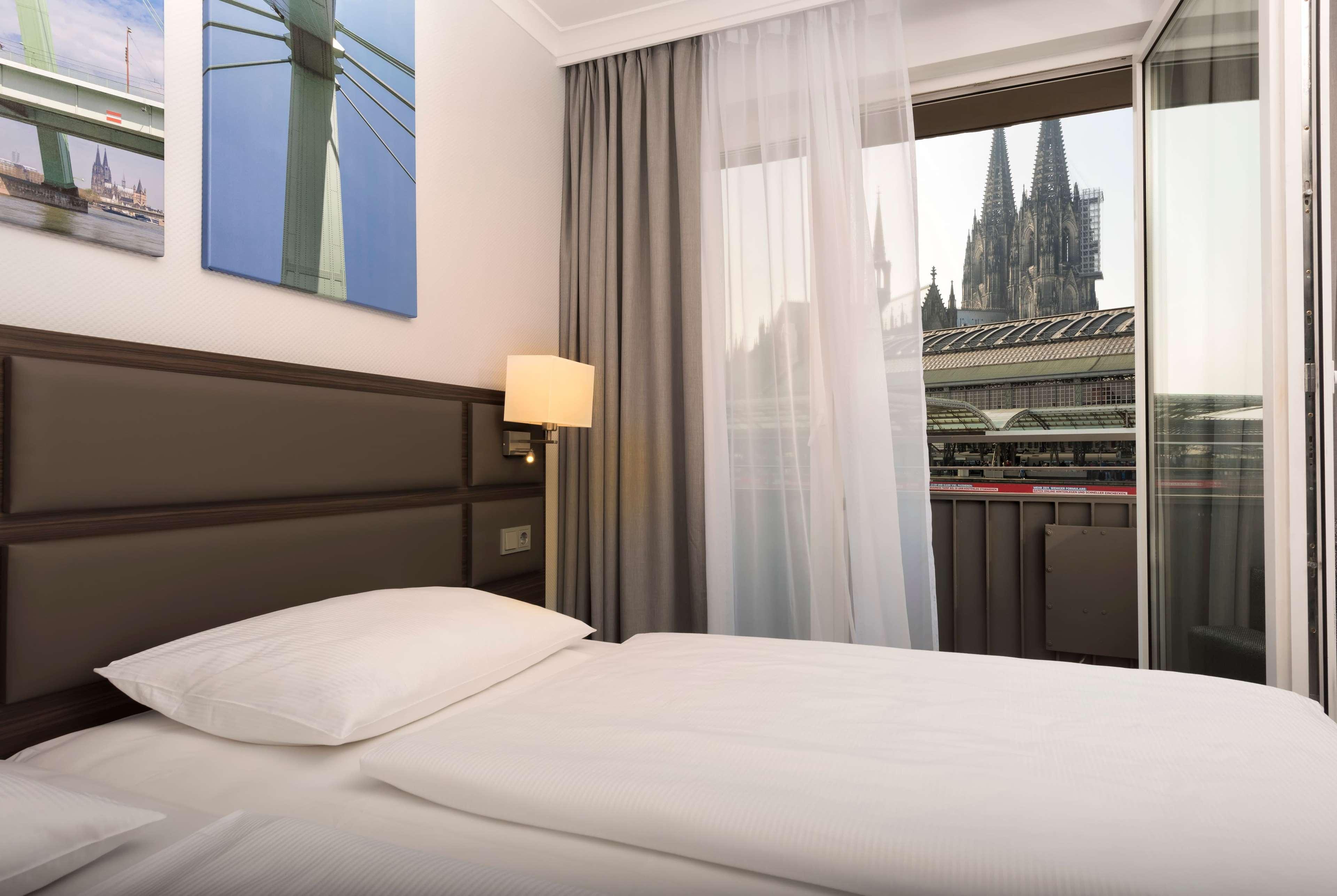 Hotel Wyndham Köln Exterior foto